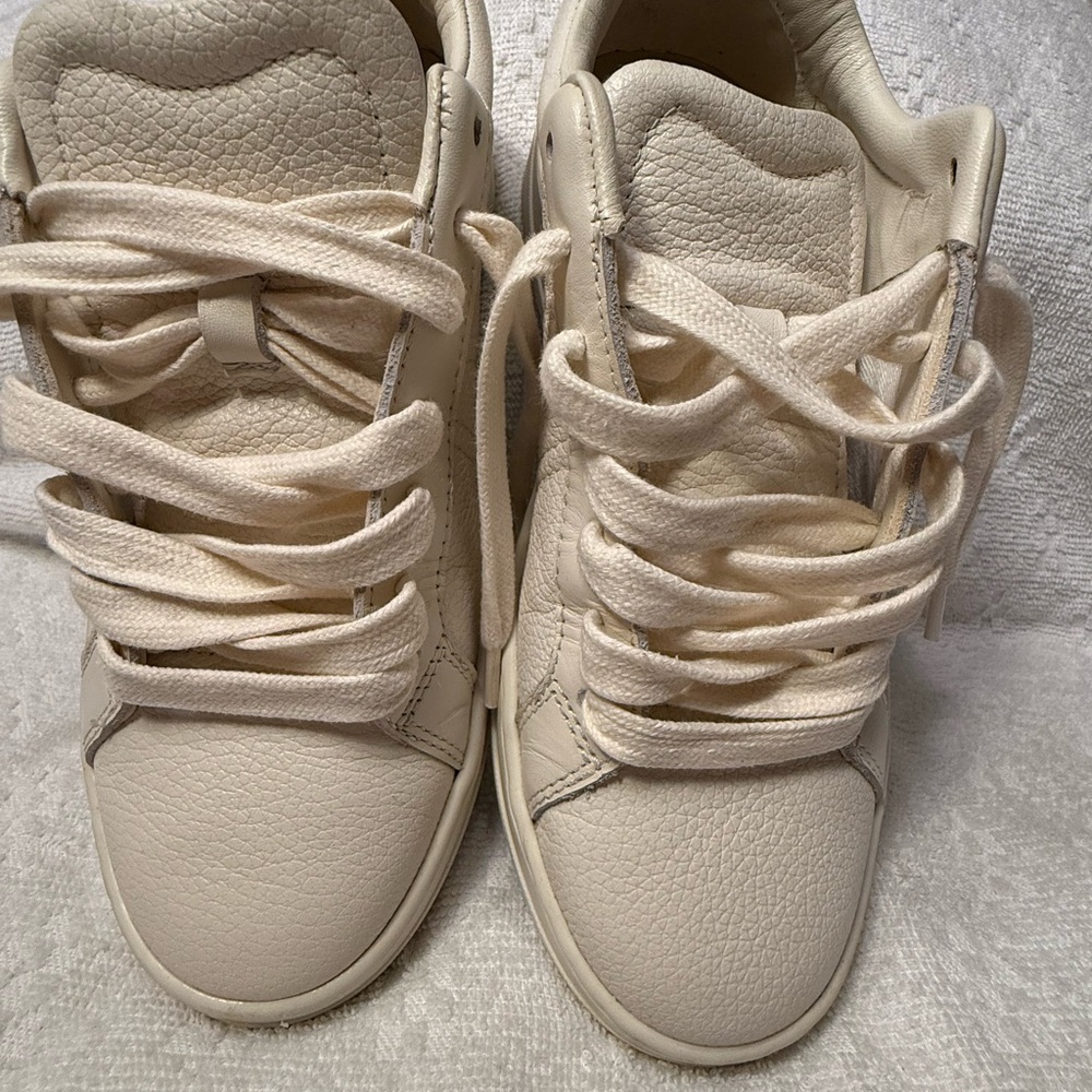 Zara Cream Leather Sneakers - Picture 5 of 7